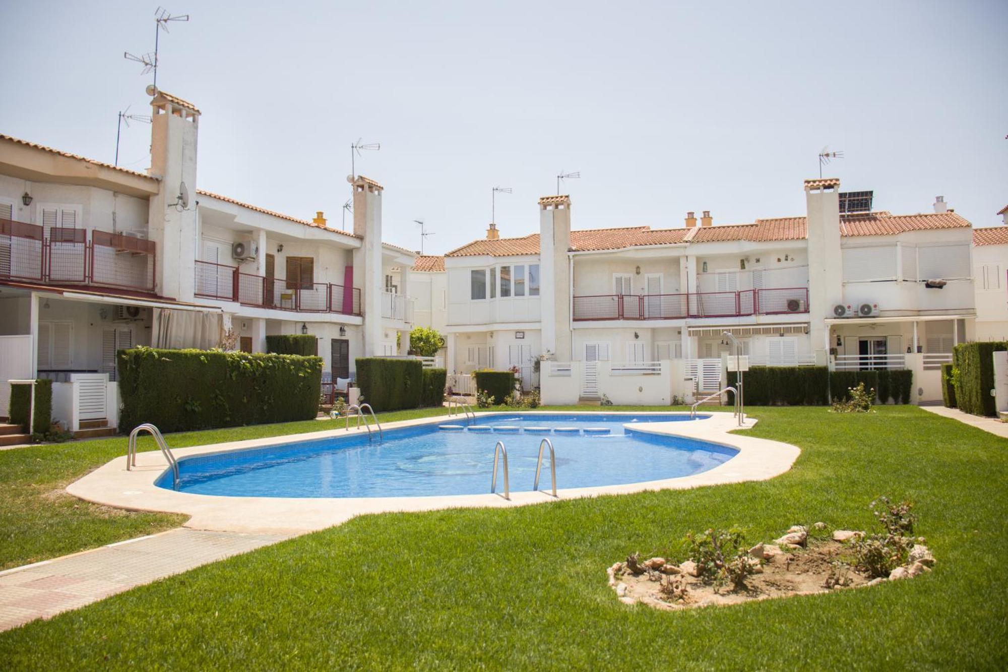 Chalet Santiago De La Ribera Bagian luar foto