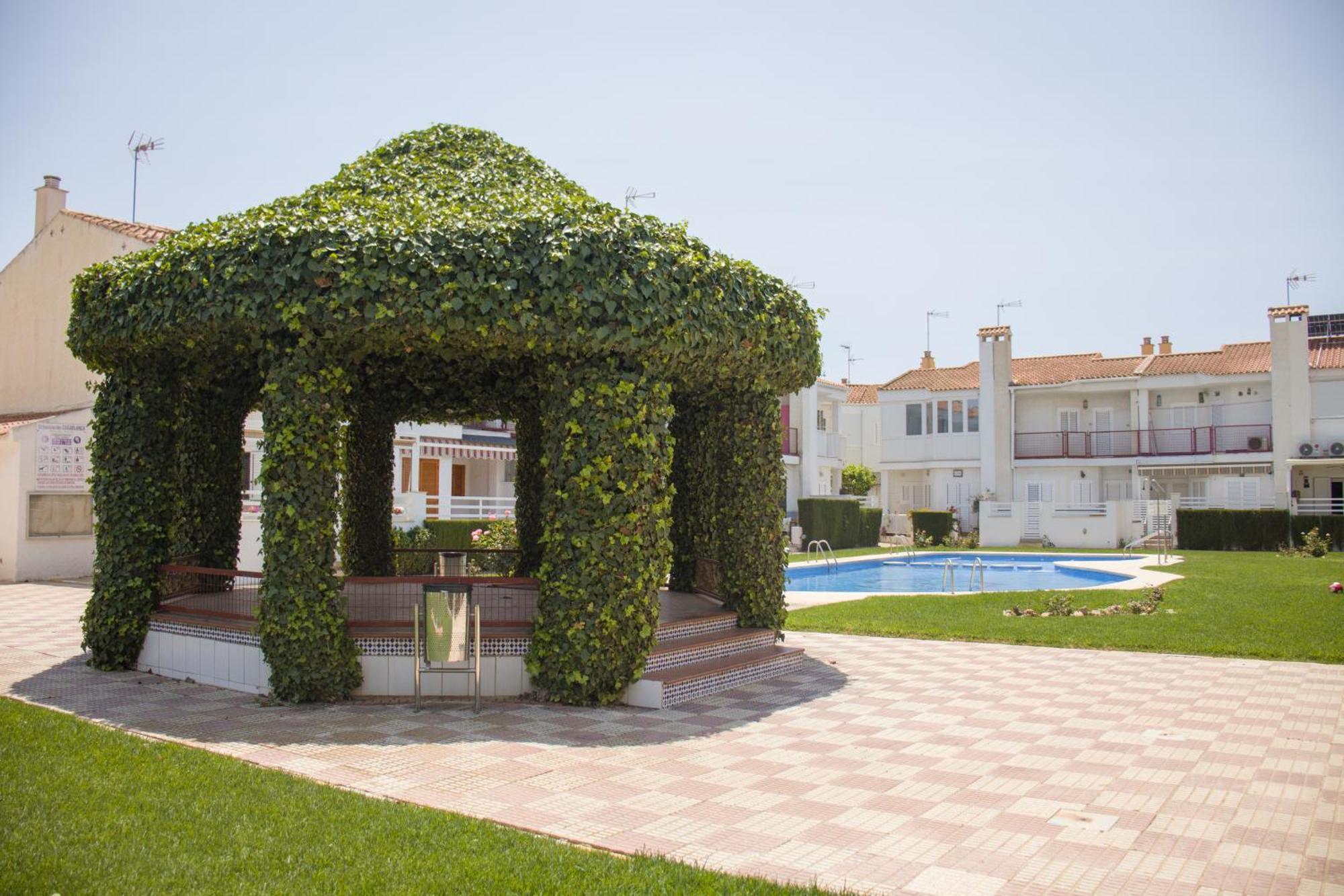 Chalet Santiago De La Ribera Bagian luar foto